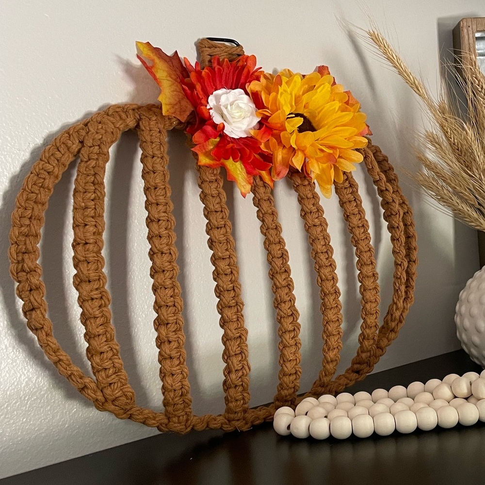 Macrame pumpkin wall hanging
